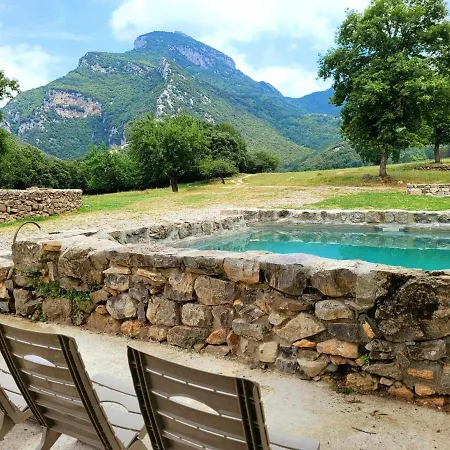 Casa En Paraje Natural Unico 25 Pax