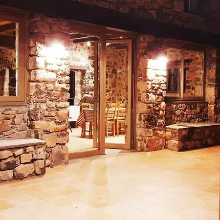 Casa En Paraje Natural Unico 25 Pax Holiday home