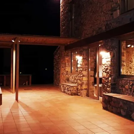 Casa En Paraje Natural Unico 25 Pax * Χιρόνα
