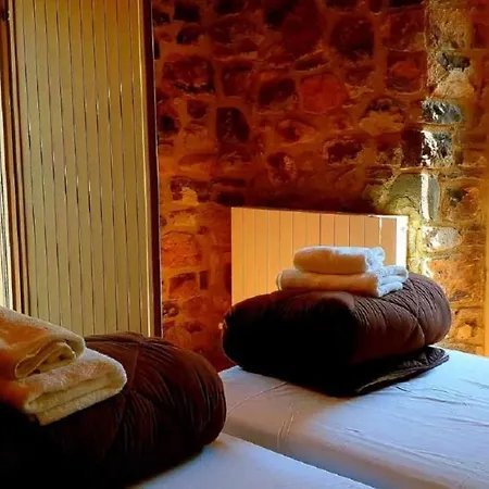 Casa En Paraje Natural Unico 25 Pax Holiday home
